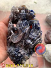 Tượng Phật Bà Quan Âm ngự rồng đá Sapphire (Chuẩn phong thuỷ)
